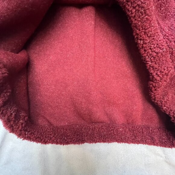 Men’s XL Maroon Sherpa Vest with Mickey Mouse – Disney Cozy & Stylish‎ - Picture 6 of 9